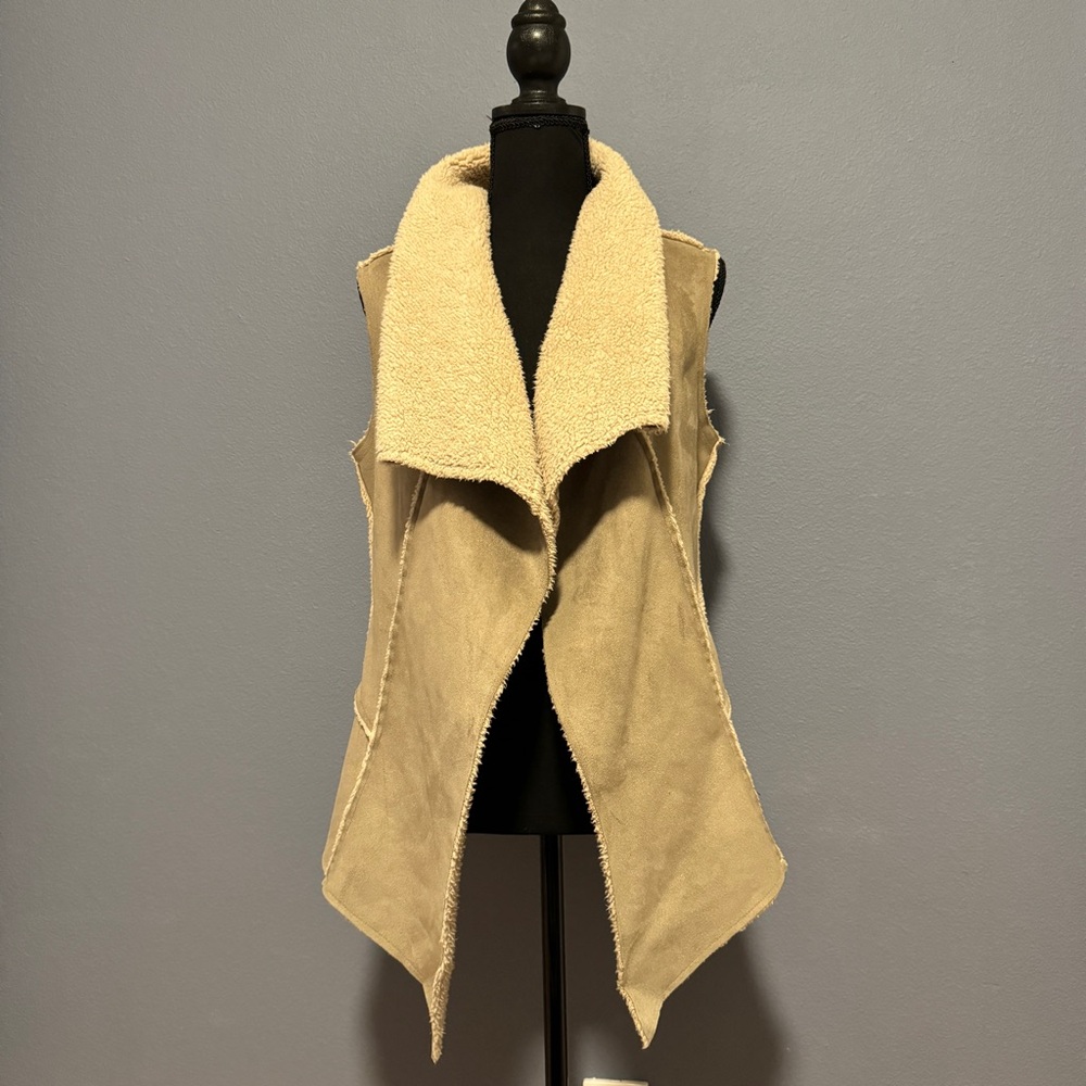 Hatley Faux Fur Vest Women’s Size Small